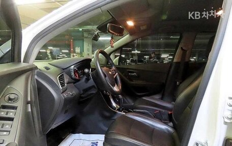 Chevrolet Trax, 2021 год, 1 085 000 рублей, 6 фотография