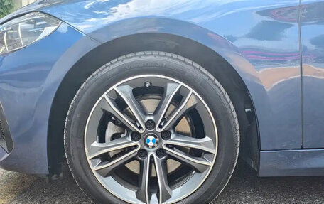 BMW 1 серия, 2021 год, 1 350 000 рублей, 6 фотография