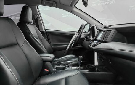 Toyota RAV4, 2017 год, 2 250 000 рублей, 14 фотография