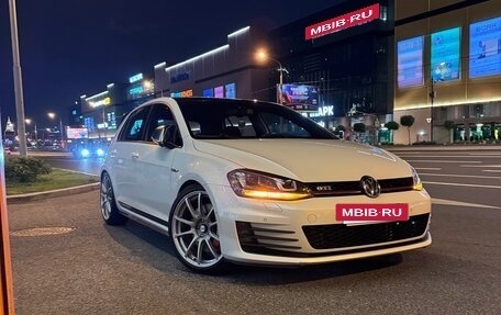 Volkswagen Golf GTI VII, 2014 год, 2 150 000 рублей, 6 фотография