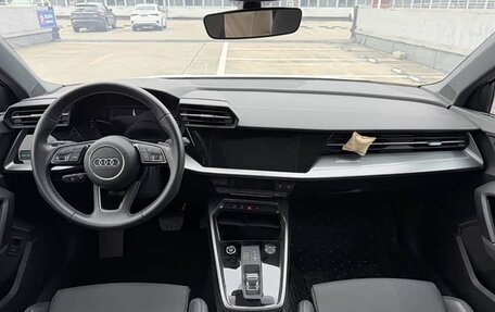 Audi A3, 2022 год, 2 100 000 рублей, 10 фотография
