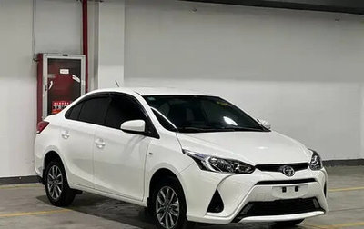 Toyota Yaris XP150 рестайлинг, 2022 год, 1 240 000 рублей, 1 фотография