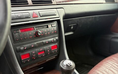 Audi A6, 1997 год, 325 000 рублей, 15 фотография