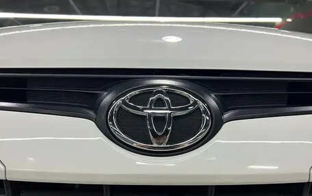 Toyota Yaris XP150 рестайлинг, 2022 год, 1 240 000 рублей, 13 фотография