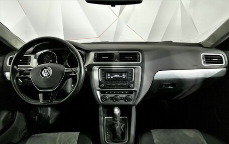 Volkswagen Jetta VI, 2017 год, 1 345 450 рублей, 11 фотография