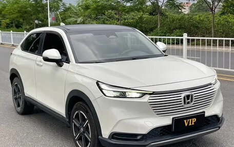 Honda Vezel, 2023 год, 1 415 000 рублей, 3 фотография