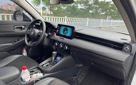 Honda Vezel, 2023 год, 1 415 000 рублей, 19 фотография