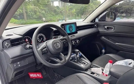 Honda Vezel, 2023 год, 1 415 000 рублей, 18 фотография