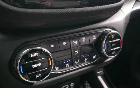 Chevrolet TrailBlazer, 2021 год, 1 650 000 рублей, 14 фотография