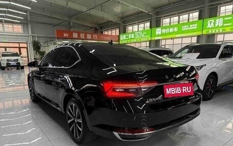 Skoda Superb III рестайлинг, 2022 год, 1 876 000 рублей, 6 фотография