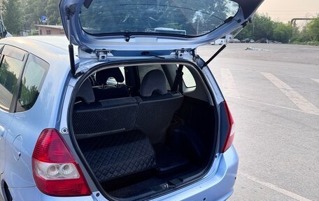 Honda Fit III, 2001 год, 320 000 рублей, 23 фотография
