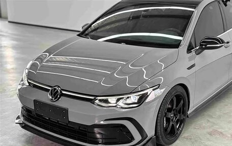 Volkswagen Golf VIII, 2023 год, 1 980 000 рублей, 2 фотография