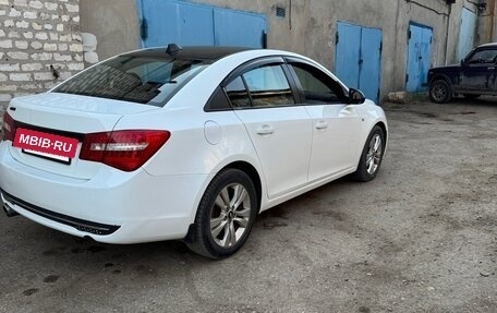 Chevrolet Cruze II, 2011 год, 646 000 рублей, 2 фотография