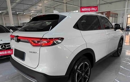 Honda Vezel, 2022 год, 1 790 000 рублей, 4 фотография