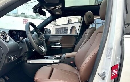 Mercedes-Benz GLB, 2023 год, 2 199 003 рублей, 13 фотография