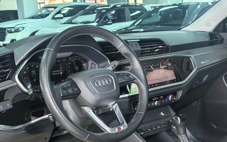 Audi Q3 Sportback, 2022 год, 2 652 000 рублей, 10 фотография