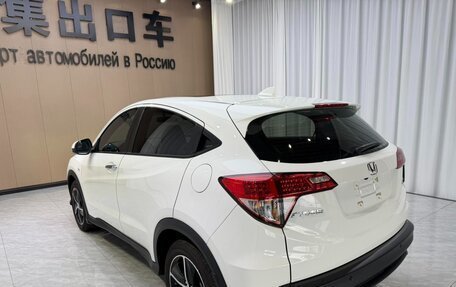 Honda Vezel, 2022 год, 1 790 700 рублей, 4 фотография