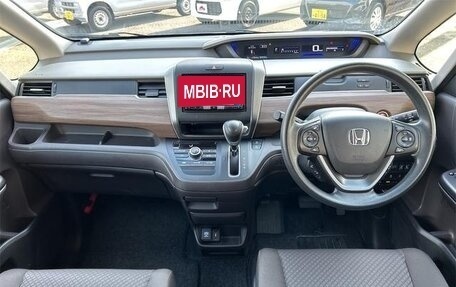 Honda Freed II, 2022 год, 1 463 787 рублей, 7 фотография