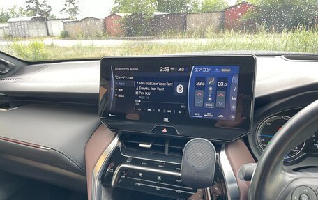 Toyota Harrier, 2021 год, 3 750 000 рублей, 13 фотография