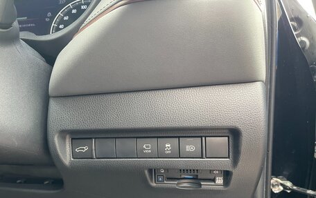 Toyota Harrier, 2021 год, 3 750 000 рублей, 16 фотография