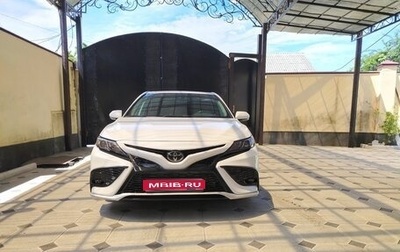 Toyota Camry, 2022 год, 1 850 000 рублей, 1 фотография