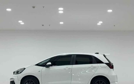 Honda Fit, 2023 год, 1 020 000 рублей, 4 фотография