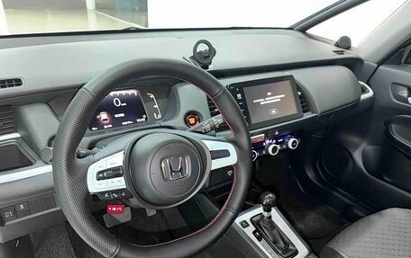 Honda Fit, 2023 год, 1 020 000 рублей, 6 фотография