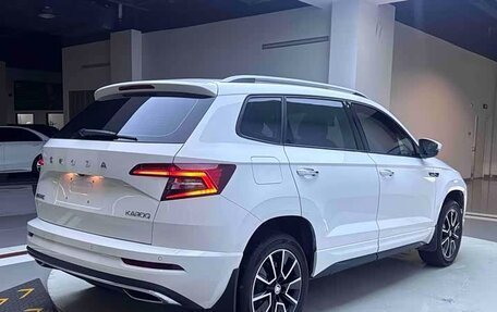 Skoda Karoq I, 2022 год, 2 050 000 рублей, 7 фотография
