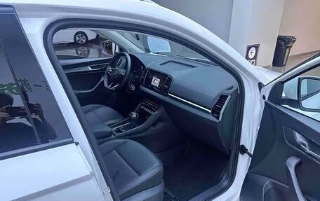 Skoda Karoq I, 2022 год, 2 050 000 рублей, 11 фотография