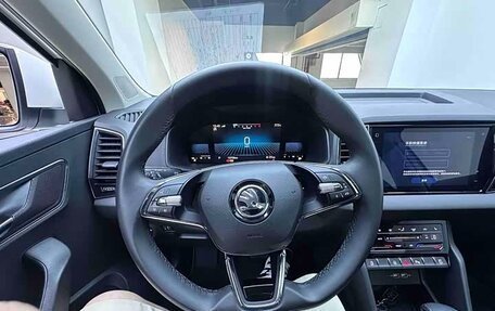 Skoda Karoq I, 2022 год, 2 050 000 рублей, 12 фотография