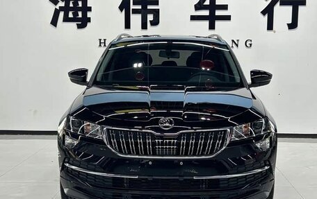 Skoda Karoq I, 2022 год, 1 930 000 рублей, 2 фотография
