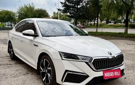 Skoda Octavia IV, 2022 год, 1 980 000 рублей, 3 фотография