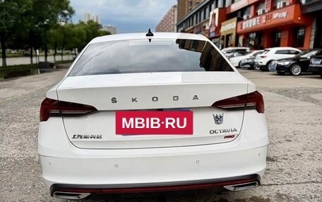 Skoda Octavia IV, 2022 год, 1 980 000 рублей, 5 фотография
