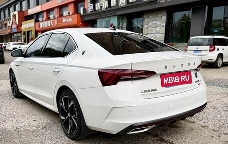 Skoda Octavia IV, 2022 год, 1 980 000 рублей, 4 фотография