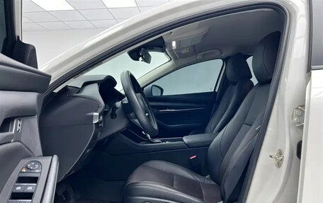 Mazda 3, 2022 год, 1 672 800 рублей, 10 фотография