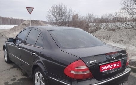 Mercedes-Benz E-Класс, 2004 год, 920 000 рублей, 10 фотография