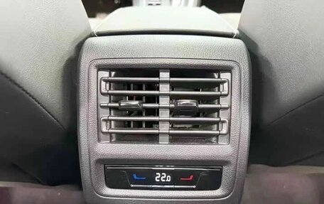 Volkswagen Golf VIII, 2023 год, 1 599 003 рублей, 12 фотография
