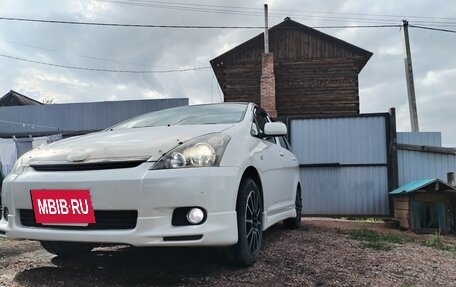 Toyota Wish II, 2004 год, 795 000 рублей, 10 фотография