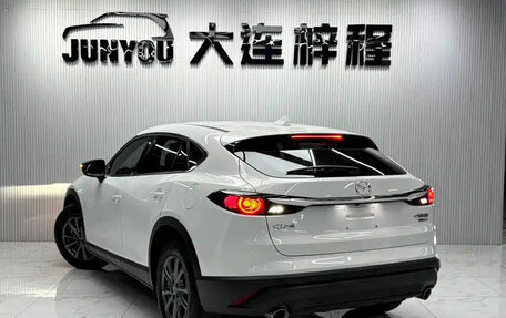 Mazda CX-4, 2023 год, 2 049 000 рублей, 6 фотография