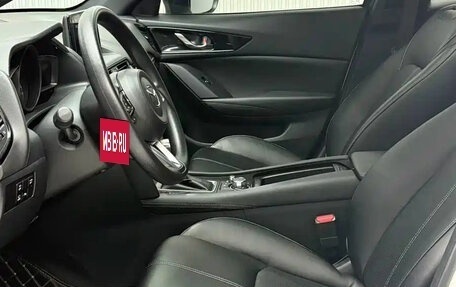 Mazda CX-4, 2023 год, 2 049 000 рублей, 14 фотография