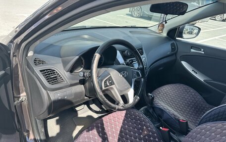 Hyundai Solaris II рестайлинг, 2015 год, 990 000 рублей, 4 фотография