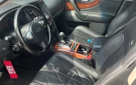 Infiniti FX II, 2010 год, 2 350 000 рублей, 8 фотография
