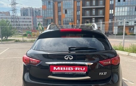 Infiniti FX II, 2010 год, 2 350 000 рублей, 16 фотография