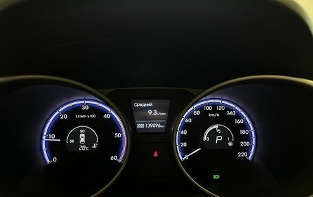 Hyundai ix35 I рестайлинг, 2011 год, 1 250 000 рублей, 10 фотография