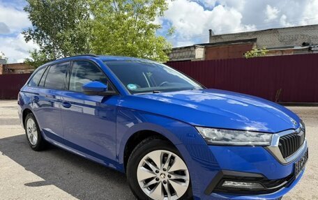 Skoda Octavia IV, 2022 год, 1 982 000 рублей, 3 фотография