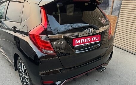 Honda Fit III, 2019 год, 1 050 000 рублей, 6 фотография