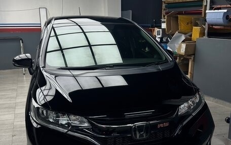 Honda Fit III, 2019 год, 1 050 000 рублей, 5 фотография