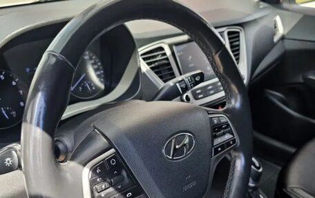 Hyundai Solaris II рестайлинг, 2017 год, 1 200 000 рублей, 5 фотография