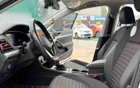 Volkswagen Lavida, 2023 год, 1 420 000 рублей, 7 фотография