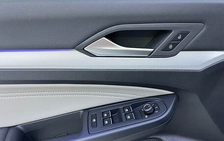 Volkswagen Golf VIII, 2023 год, 1 465 000 рублей, 13 фотография